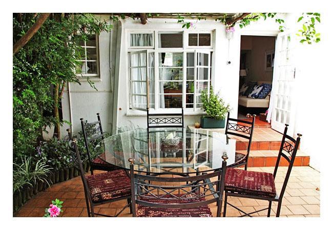 Waterfall Cottages Йоганнесбурґ Екстер'єр фото